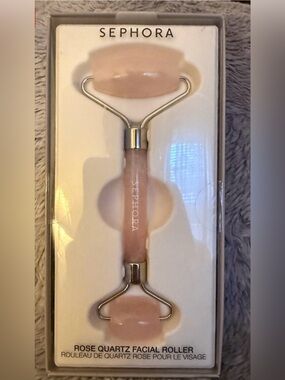 Sephora Collection Rose Quartz Facial Roller to soothe and reduce puffiness
